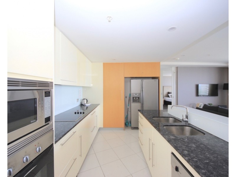 1302/17-19 Albert Avenue, Broadbeach QLD 4218