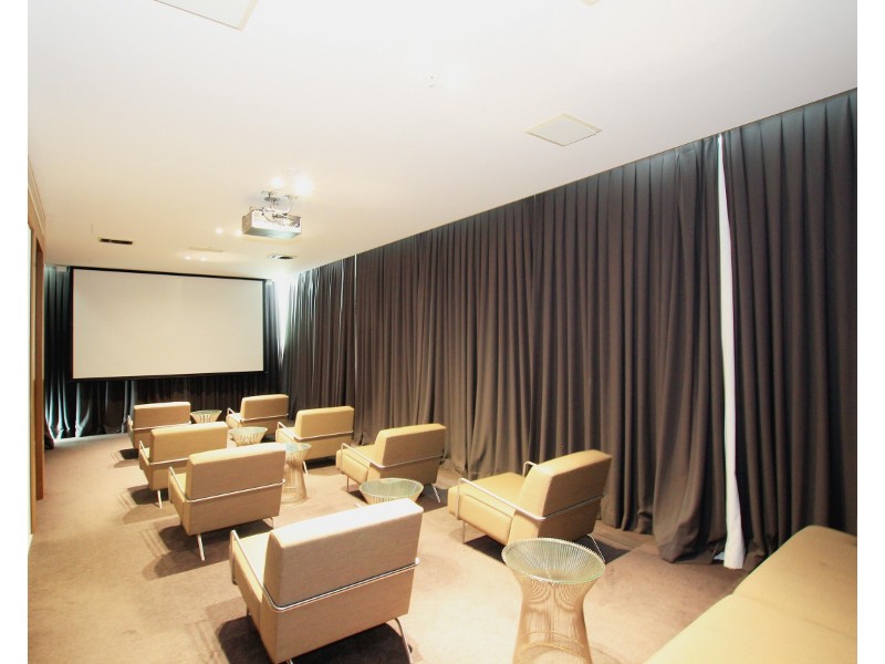 1302/17-19 Albert Avenue, Broadbeach QLD 4218