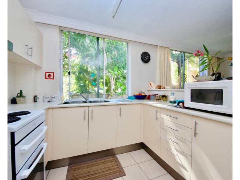 3/186 Surf Parade, Broadbeach QLD 4218