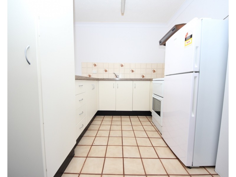 9/2755 Gold Coast Highway, Broadbeach QLD 4218