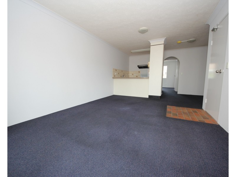 9/2755 Gold Coast Highway, Broadbeach QLD 4218