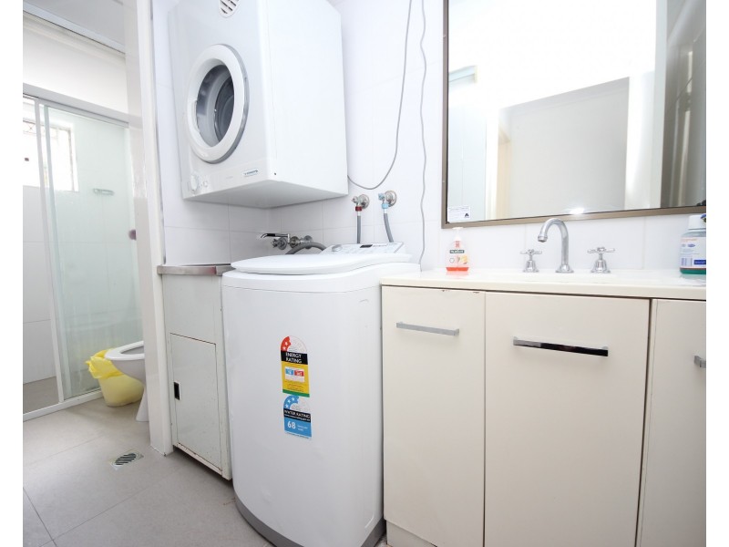 5/2755 Gold Coast Highway, Broadbeach QLD 4218