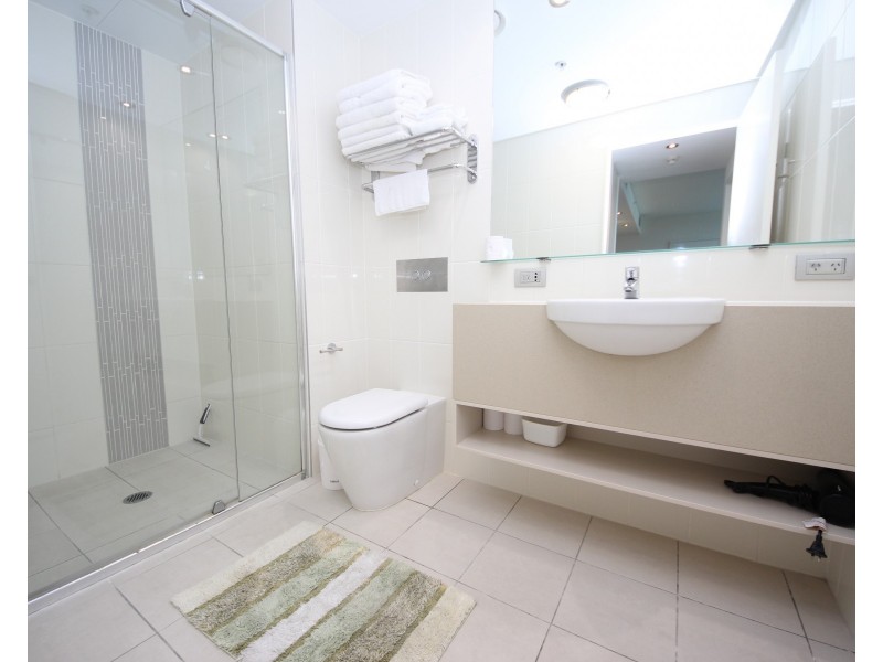 707/3018 Surfers Paradise Blvd, Surfers Paradise QLD 4217