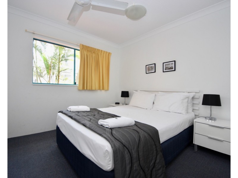 8/20-26 Anne Avenue, Broadbeach QLD 4218