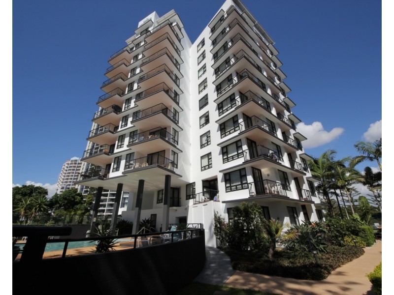 806/30-34 Surf parade, Broadbeach QLD 4218