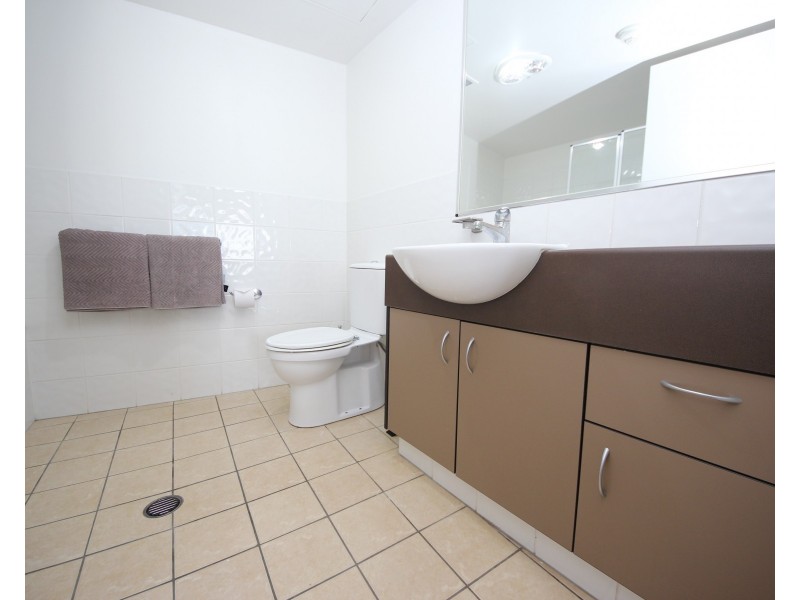 606/42 Surf Parade, Broadbeach QLD 4218