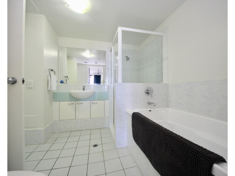 807/30-34 Surf Parade, Broadbeach QLD 4218