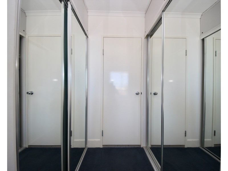 705/30-34 Surf Parade, Broadbeach QLD 4218