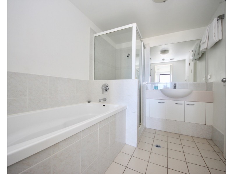 705/30-34 Surf Parade, Broadbeach QLD 4218