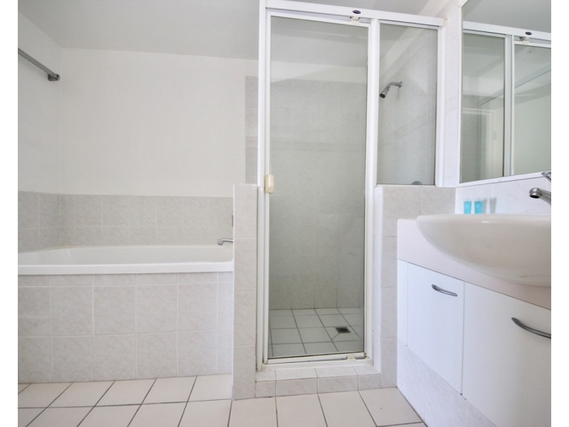 705/30-34 Surf Parade, Broadbeach QLD 4218