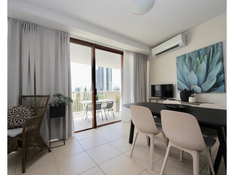 612/42 Surf Parade, Broadbeach QLD 4218