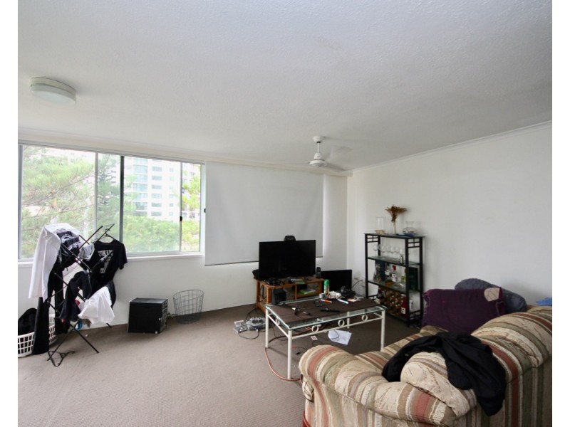 7/186 Surf parade, Surfers Paradise QLD 4217