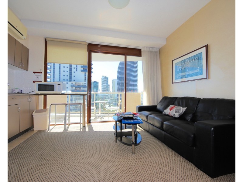 10/42 Surf Parade, Broadbeach QLD 4218