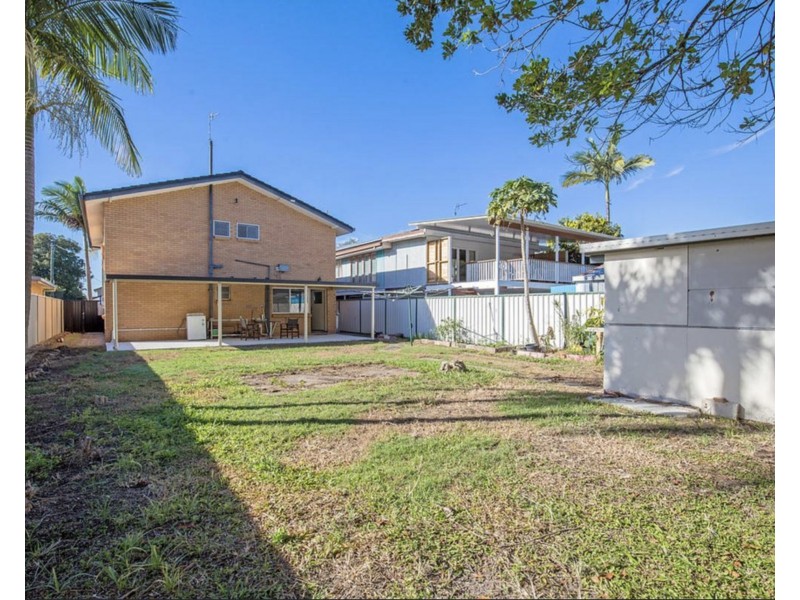 116 Muir Street, Labrador QLD 4215