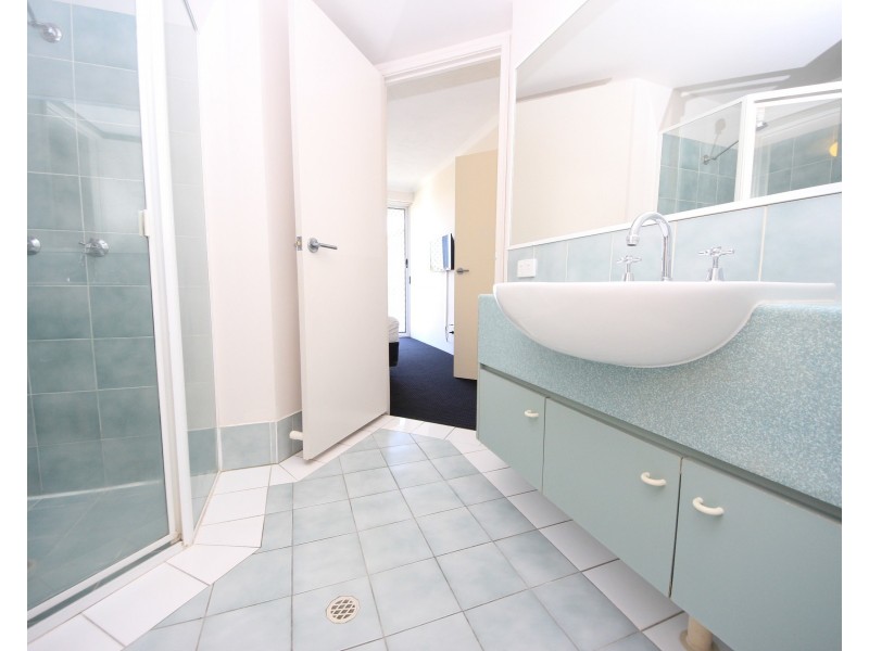 77/10 Alexandra Ave, Mermaid Beach QLD 4218