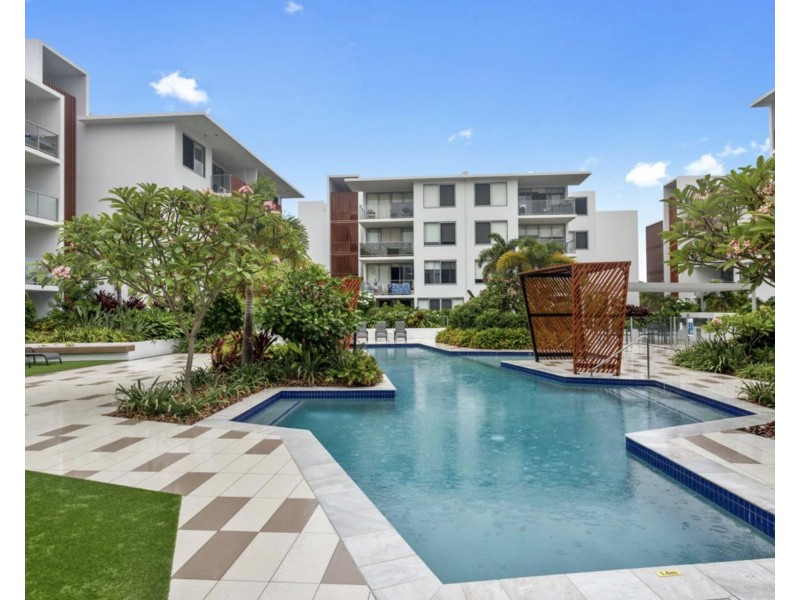 6-8 Waterford Court, Bundall QLD 4217