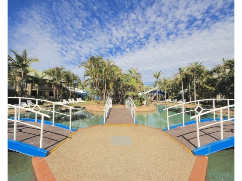 18/10 Alexandra Avenue, Mermaid Beach QLD 4218