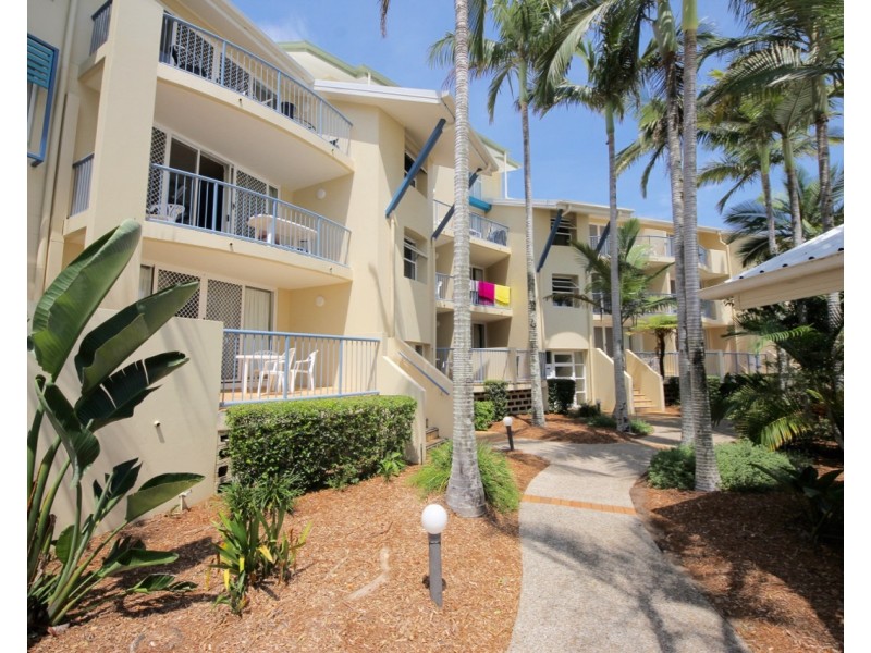 18/10 Alexandra Avenue, Mermaid Beach QLD 4218