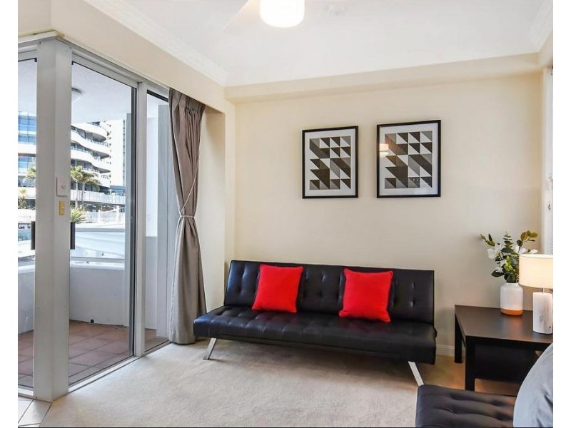 2214/24-26 Queensland Avenue, Broadbeach QLD 4218