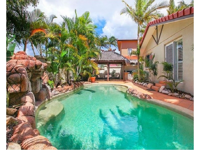 3 Pacific Boulevard, Broadbeach Waters QLD 4218