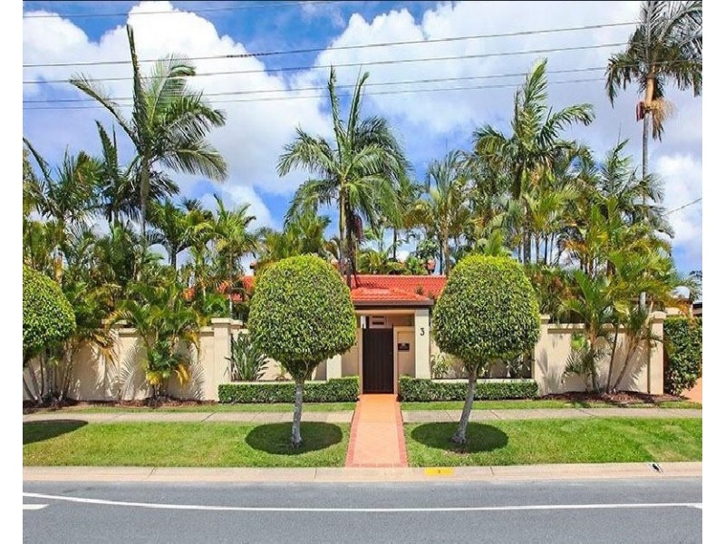 3 Pacific Boulevard, Broadbeach Waters QLD 4218