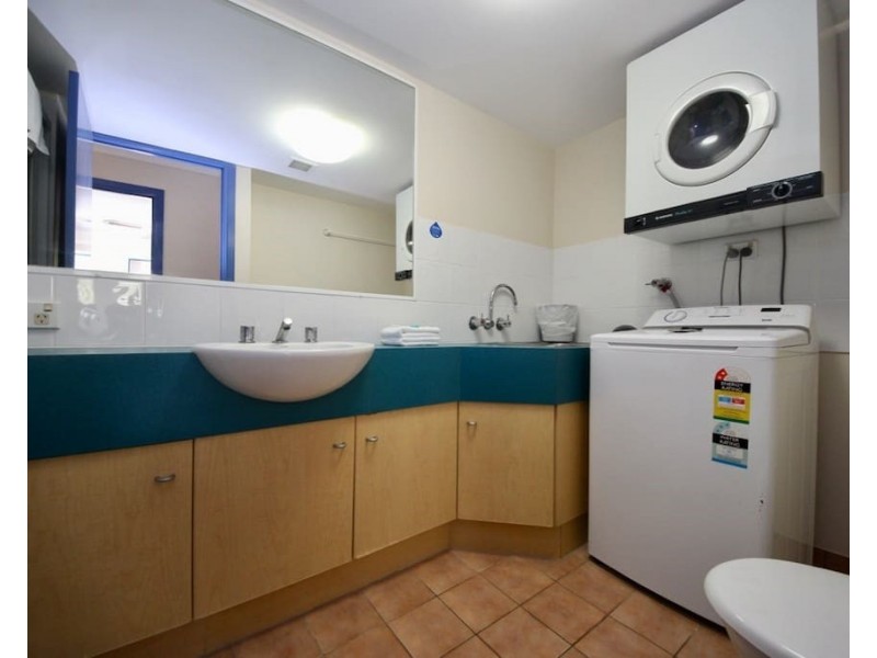 31/112  Surf Parade, Broadbeach QLD 4218