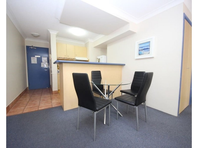 31/112  Surf Parade, Broadbeach QLD 4218