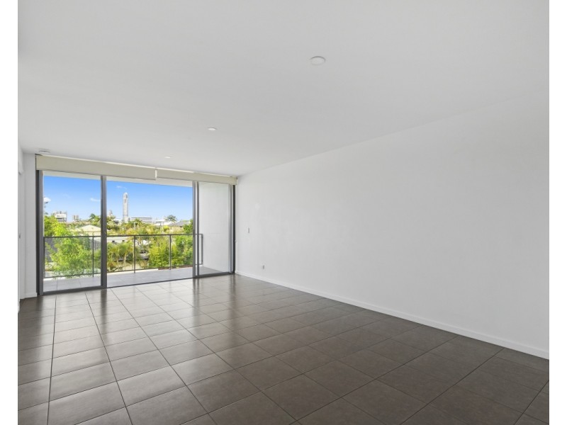 4309/1-7 Waterford Court, Bundall QLD 4217