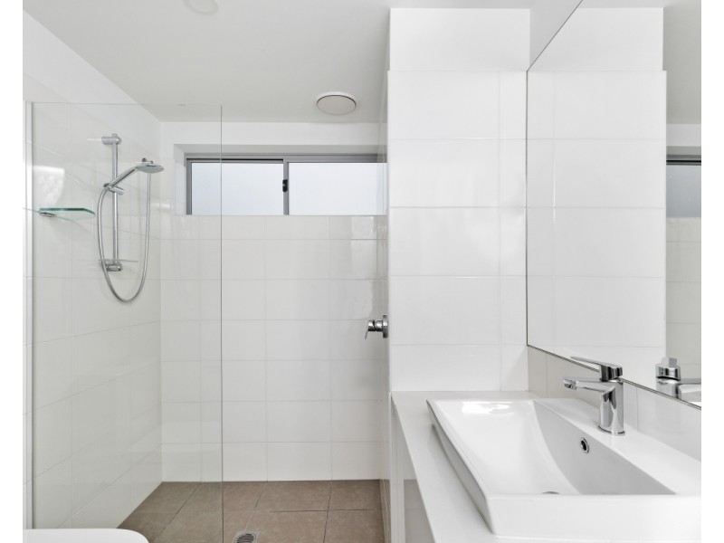 4309/1-7 Waterford Court, Bundall QLD 4217