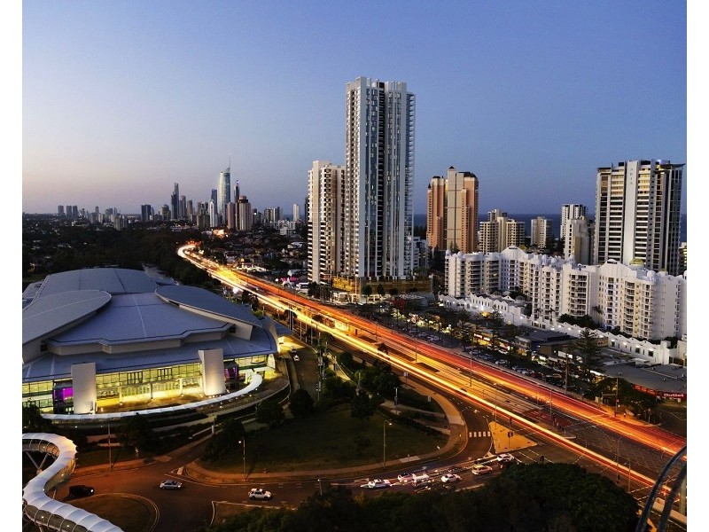 2-4 Jubilee Avenue, Broadbeach QLD 4218