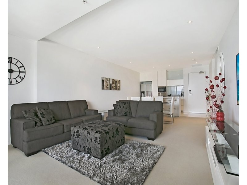 1 Oracle Boulevard, Broadbeach QLD 4218