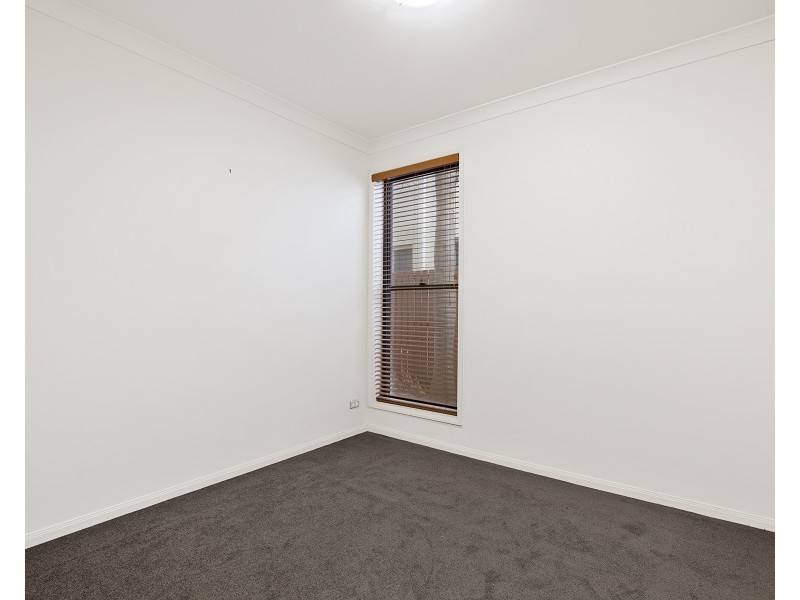 1094/1 The Cove Crescent, Carrara QLD 4211