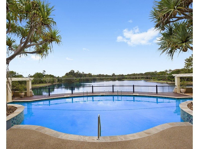 1094/1 The Cove Crescent, Carrara QLD 4211