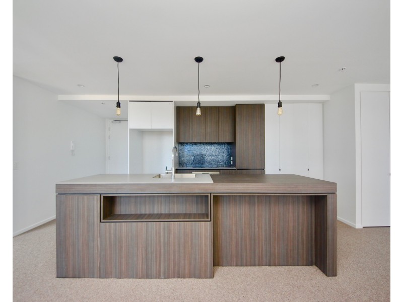 27/2-4 Jubilee Avenue, Broadbeach QLD 4218