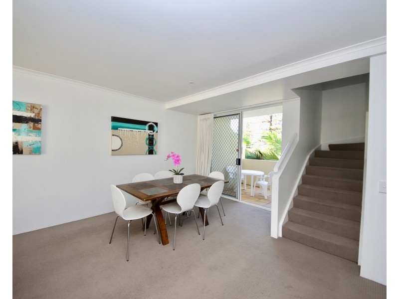 120/10 Alexandra Avenue, Mermaid Beach QLD 4218