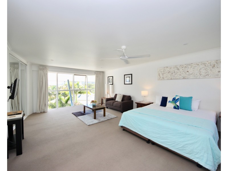 120/10 Alexandra Avenue, Mermaid Beach QLD 4218