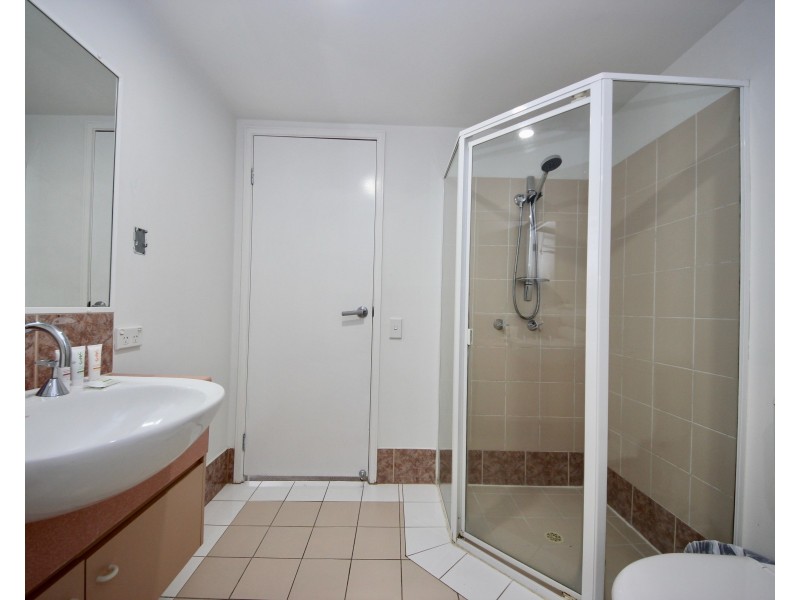 120/10 Alexandra Avenue, Mermaid Beach QLD 4218