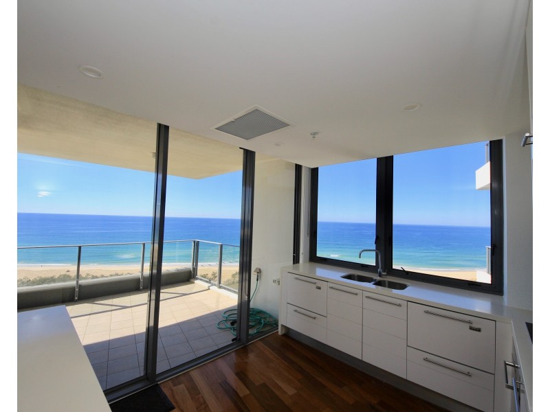 173 Old Burleigh Road, Broadbeach QLD 4218