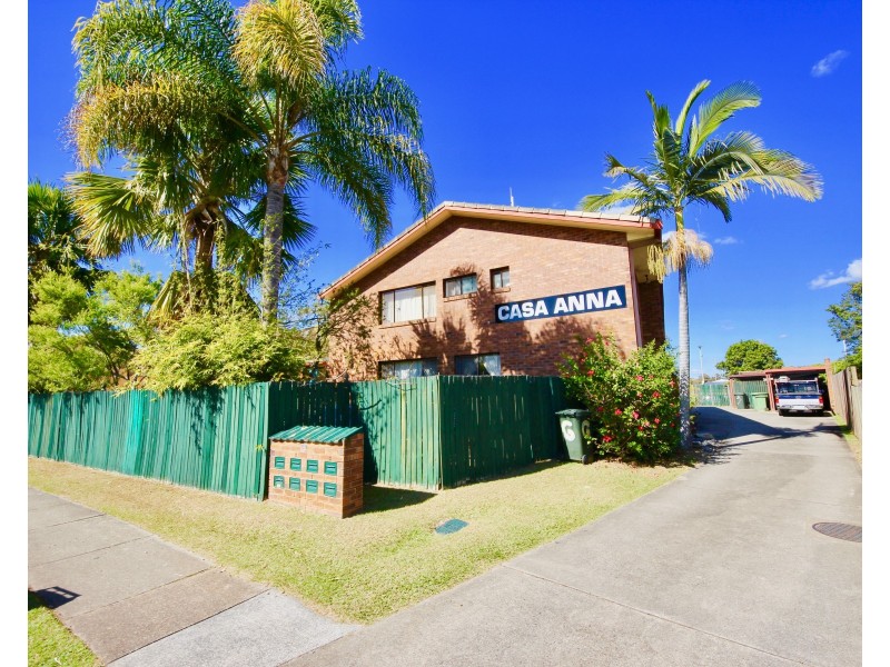 7/8 Oceanic Drive, Mermaid Waters QLD 4218