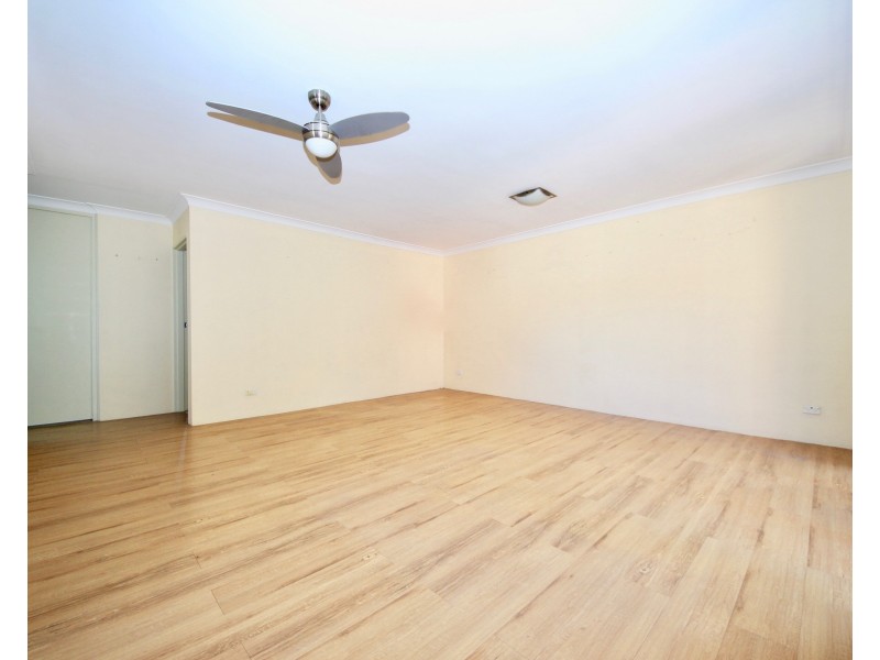 7/8 Oceanic Drive, Mermaid Waters QLD 4218