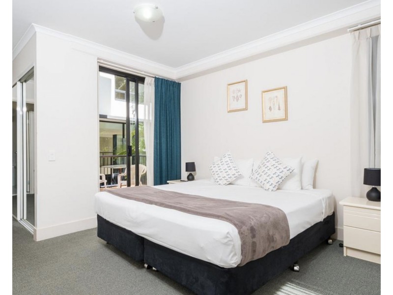 101/30 Surf Parade, Broadbeach QLD 4218