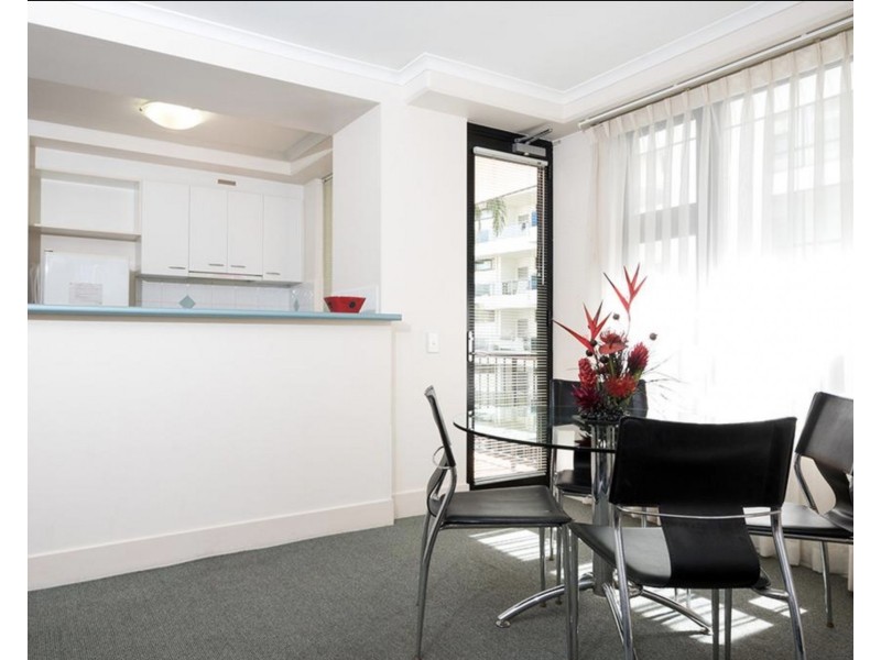 101/30 Surf Parade, Broadbeach QLD 4218