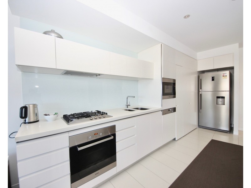 1 Oracle Boulevard, Broadbeach QLD 4218