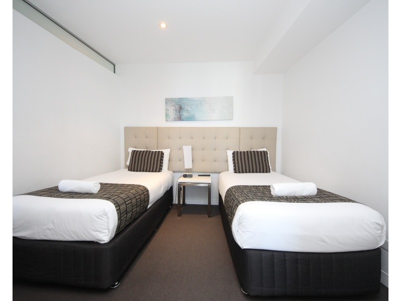1 Oracle Boulevard, Broadbeach QLD 4218