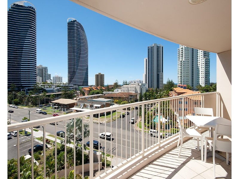 611/42 Surf Parade, Broadbeach QLD 4218
