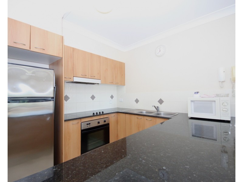 33/3 Sunset Boulevard, Surfers Paradise QLD 4217