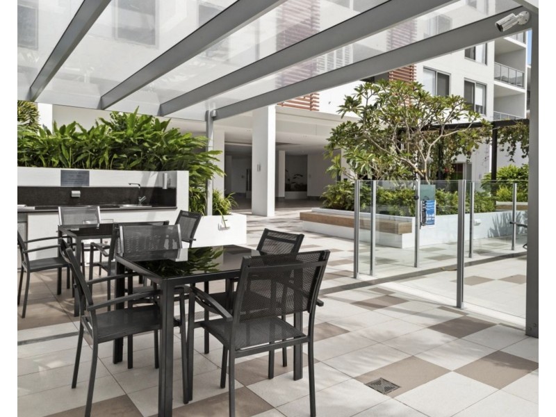 4403/1-7 Waterford Court, Bundall QLD 4217