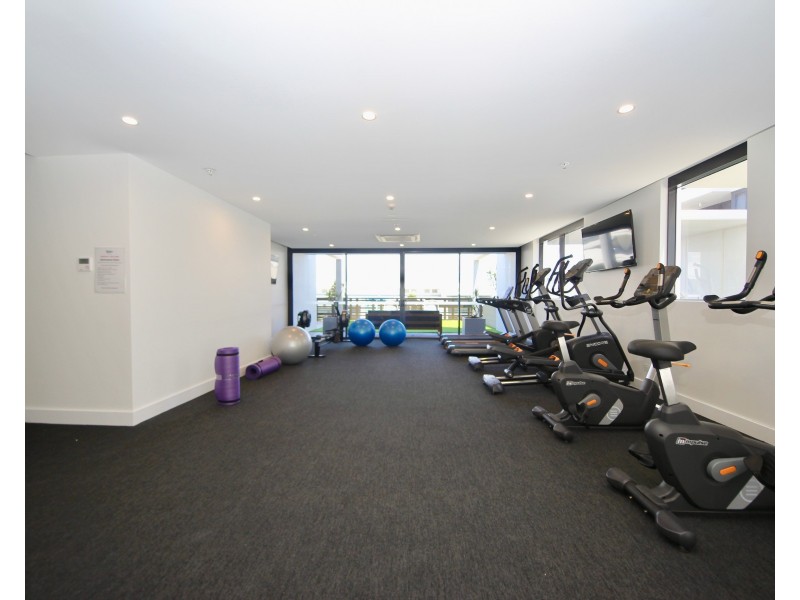 11C/2-4 Jubilee Avenue, Broadbeach QLD 4218