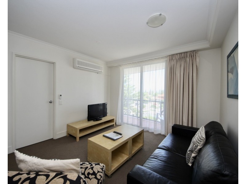 509/30 Surf Parade, Broadbeach QLD 4218