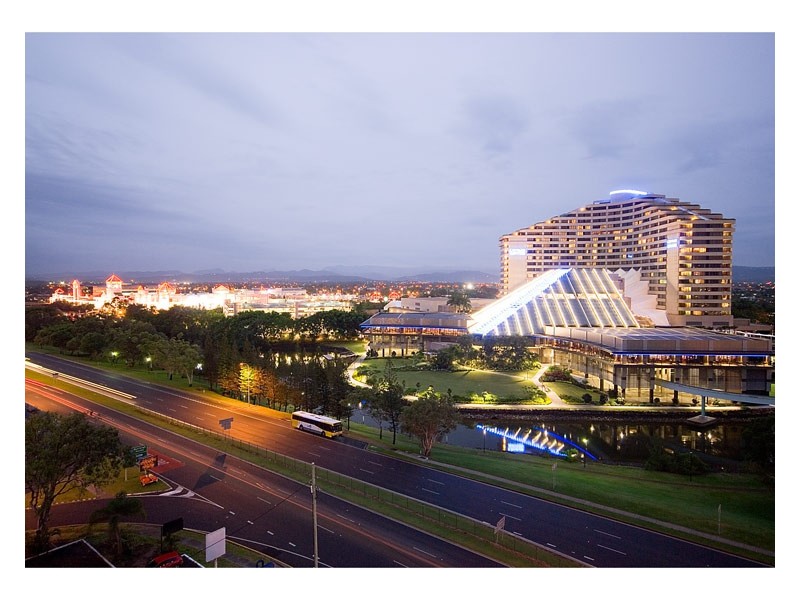 509/30 Surf Parade, Broadbeach QLD 4218